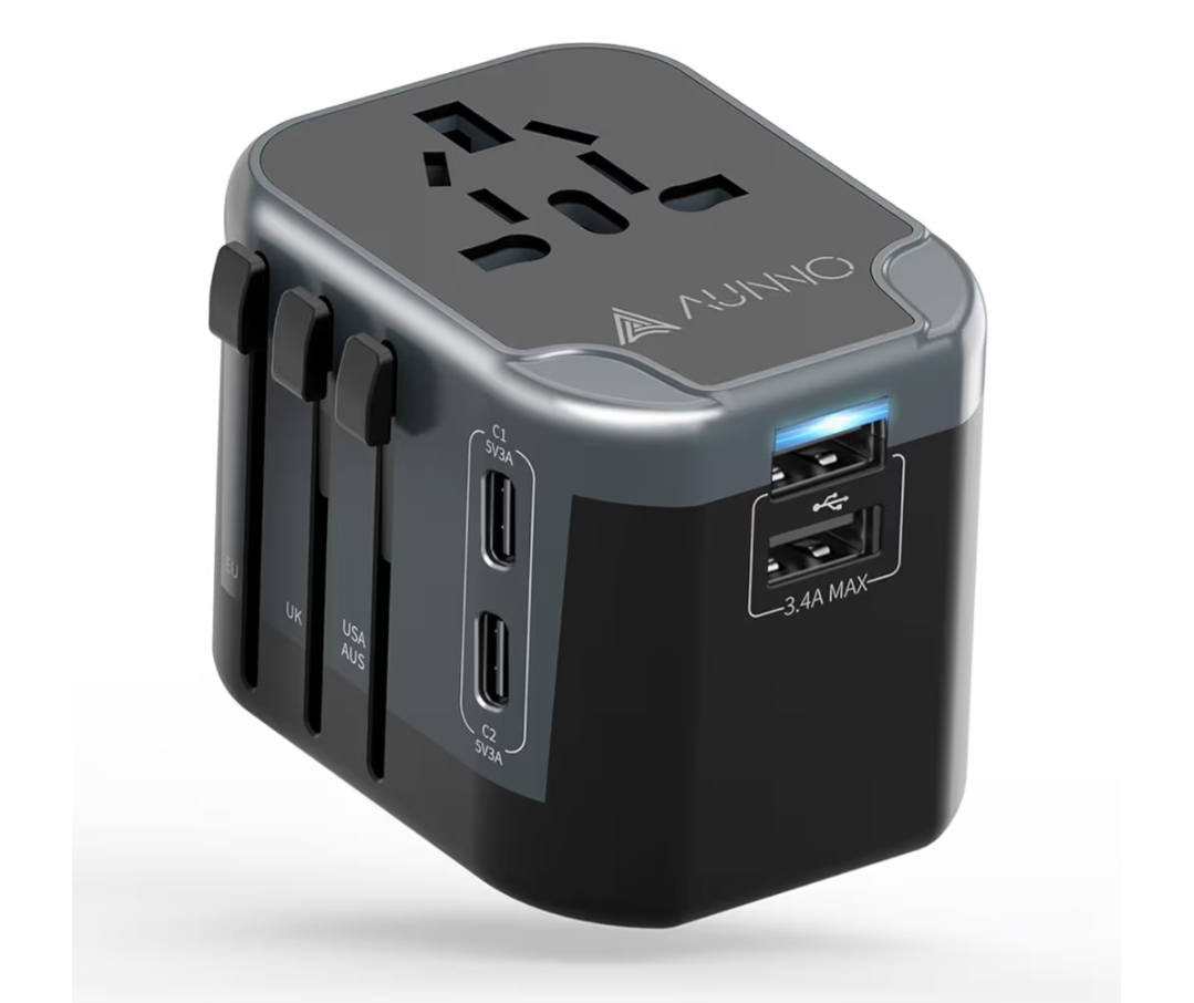 Read more about the article Travel adapter