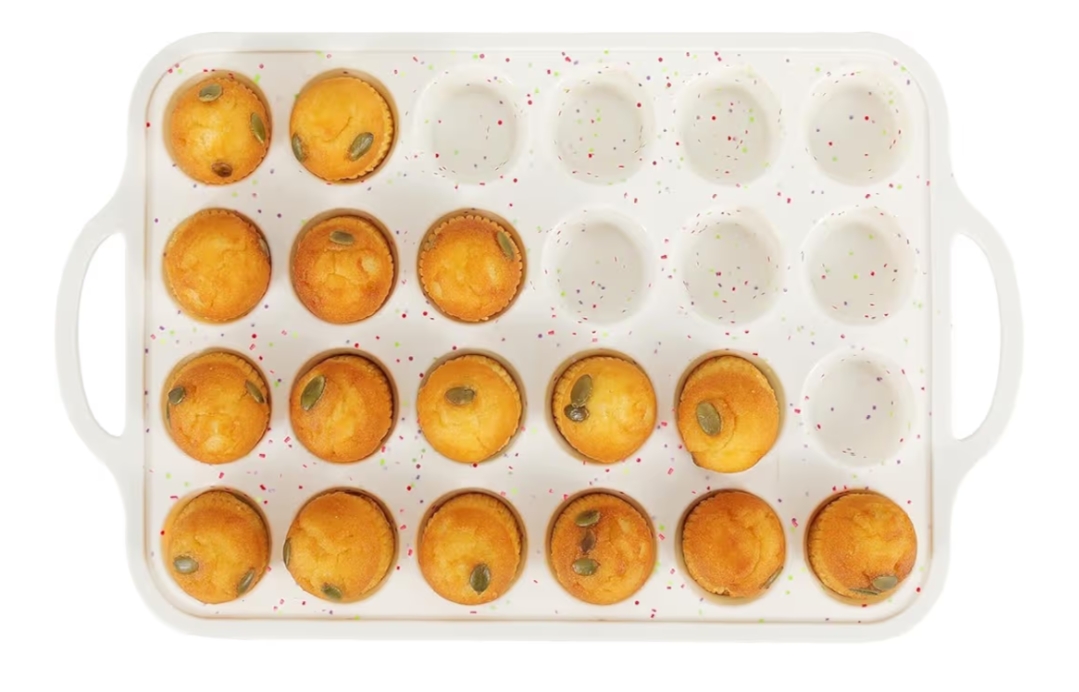 Read more about the article Silicone muffin pan